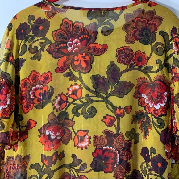 2/$35 Loft mustard Floral Peasant top - Picture 8 of 12